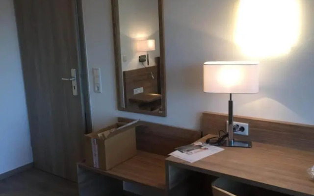 Hotel Post Viernheim UG