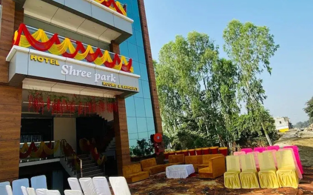 Hotel Shree Park Ayodhya