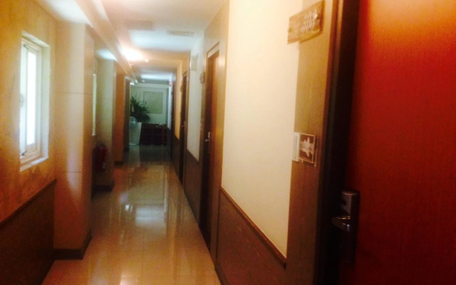 Life Hotel