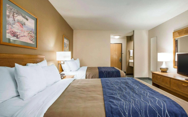 Comfort Inn Marina on the Monterey Bay
