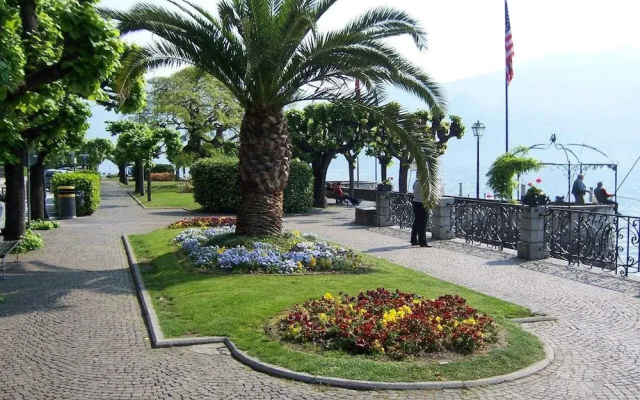 La Piazza Menaggio