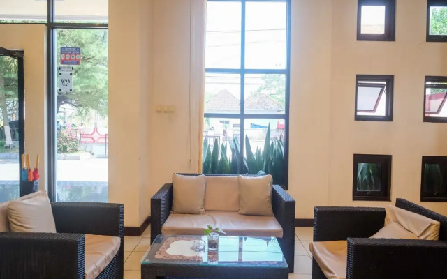 UrbanView Hotel Anggraeni Jatibarang