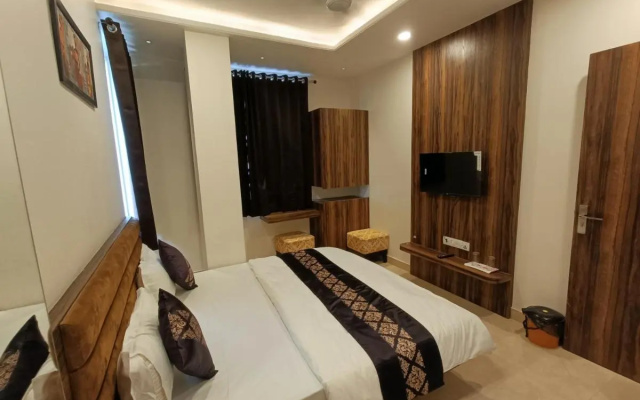 Maruti Group Of Hotels - Vrinda Inn