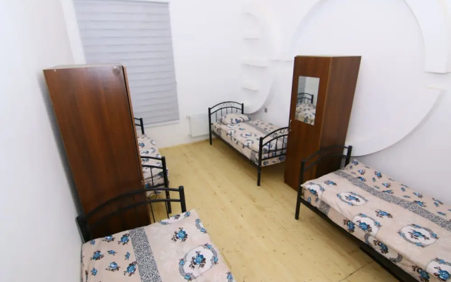 Nizami Street Hostel