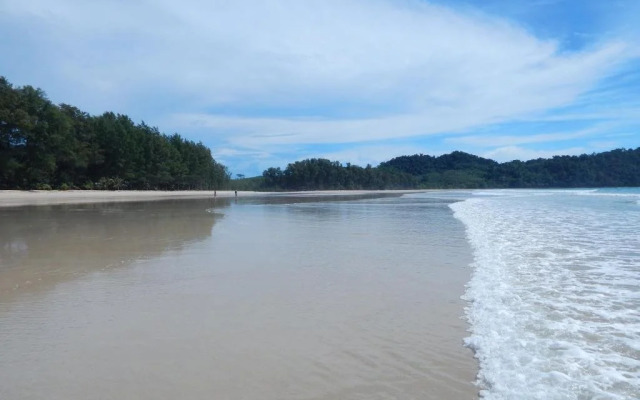 JJ Beach Resort