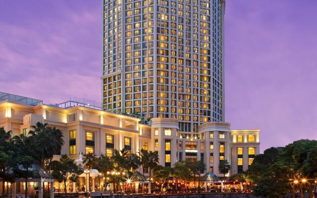 Отель Grand Copthorne Waterfront вид на фасад