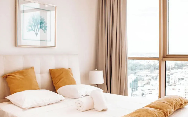 WealthyStays Skyhigh Central