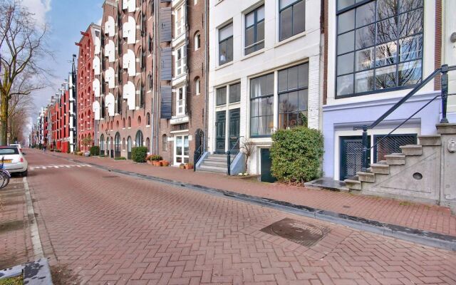 Отель New Neuve Amsterdam Нидерланды, Амстердам - отзывы, цены и фото номеров - забронировать отель New Neuve Amsterdam онлайн вид на фасад