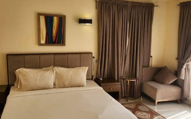 Golden Alpine Hotel & Resort