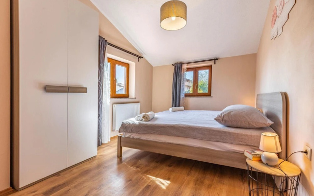 Awesome Apartment in Pula With Wifi and 5 Bedrooms