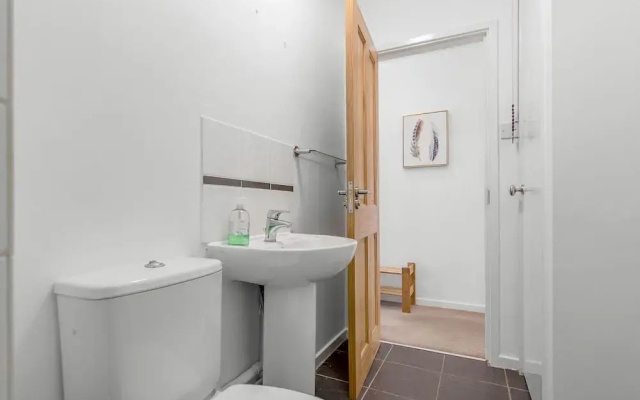 Charming 2-bed Apartment Located in Elham Norwich