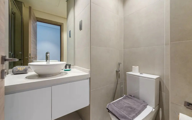 Marina view Spacious studio Newly decorated Dubai Apartments