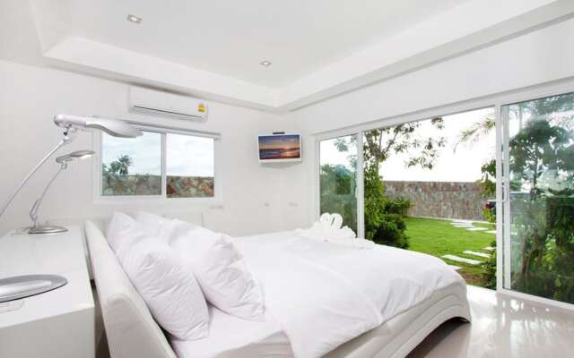 Отель Villa 7th Heaven Beach Front На Чом Тхиан комната для гостей