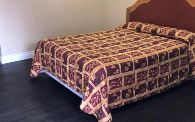 Royal Inn Motel