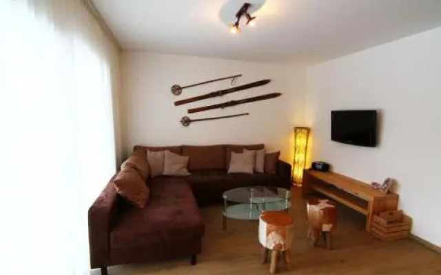 Amor Lodge