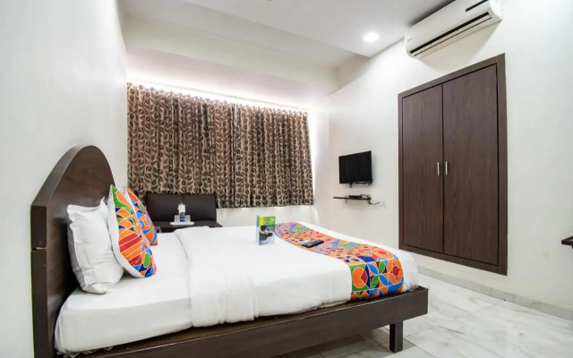 Hotel Sahara Inn