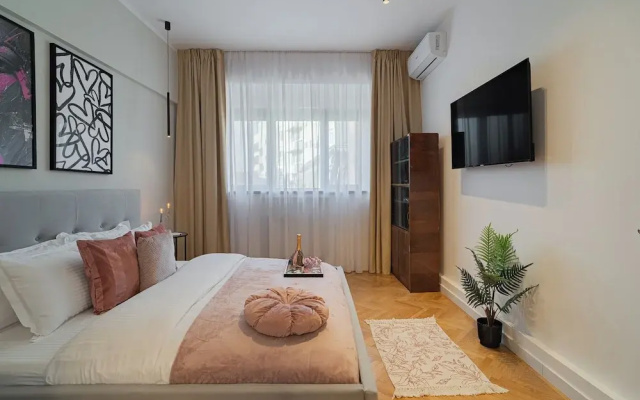 Contemporary 3-Bedroom Lofts - Modern Touches Meet Classic Elegance by Calea Victoriei