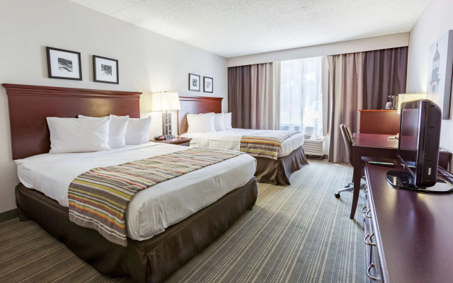 Country Inn & Suites by Radisson, Traverse City, MI