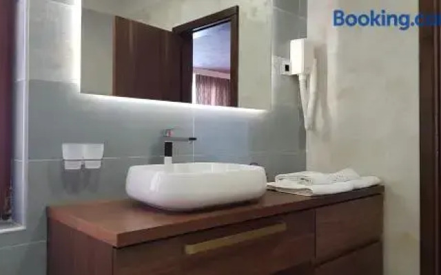 Rooms Ana