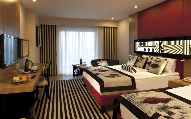 Delphin Imperial