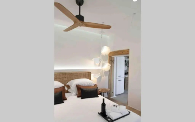 Unique Suite Property 2GUESTS shared pool