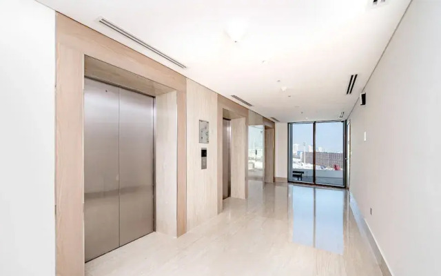 Farhad Exclusive Studio Suite