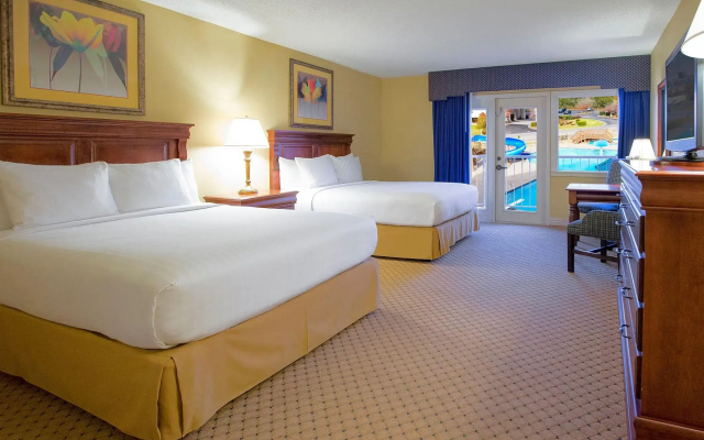 Music Road Resort Hotel and Inn