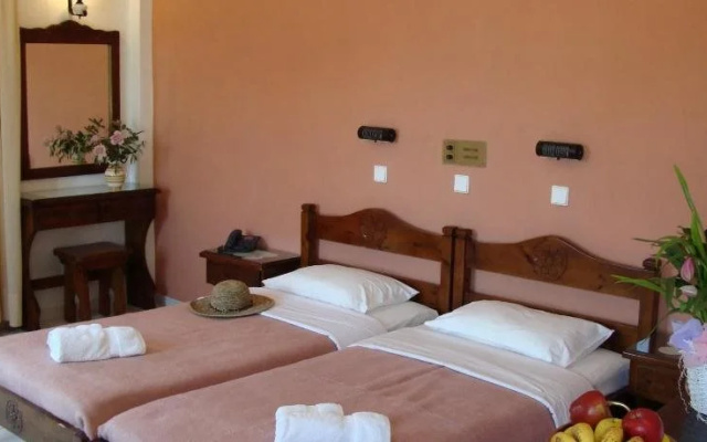 Hesperia Hotel