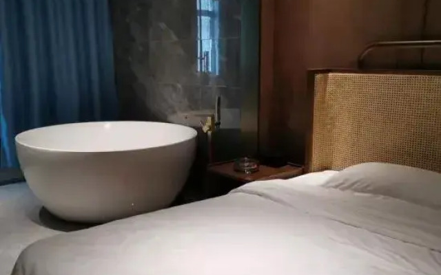 Yihaoquan Piaofu Hot Spring Hotel