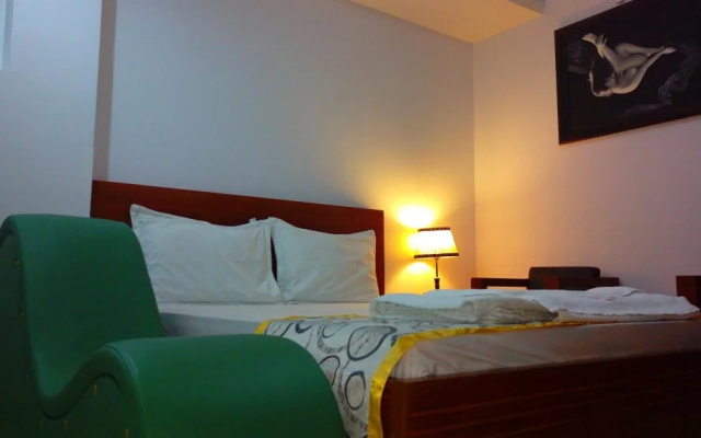 Van Phuc Hotel