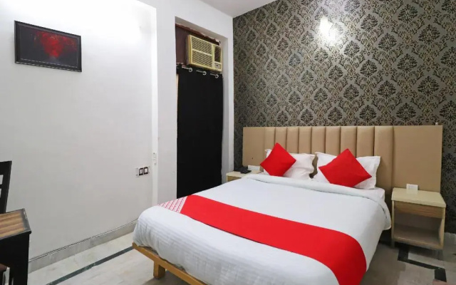 Tulip Lodge by OYO Rooms