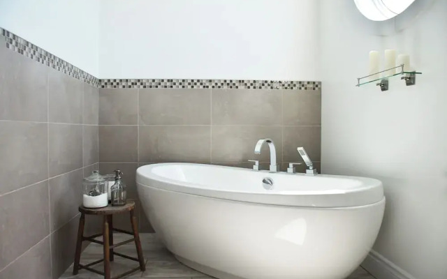 Bower on Cap Bimet by Bower Hotels & Suites