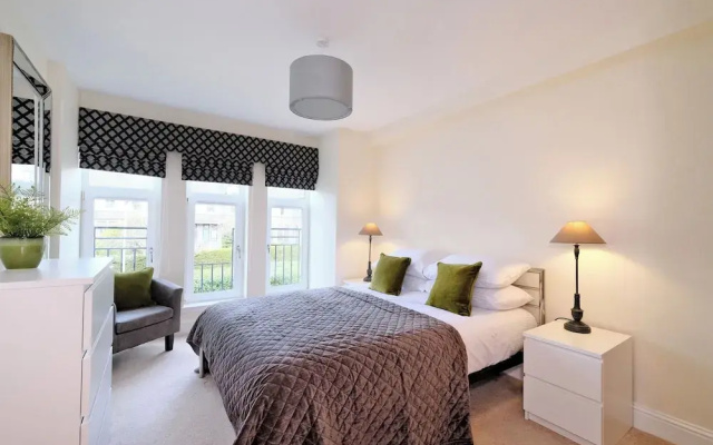 Spacious 3 Bed in Aberdeen s Westend