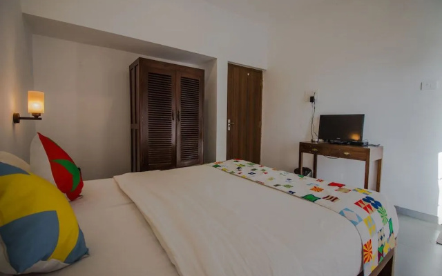 OYO 24768 Home Beach View Stay Morjim