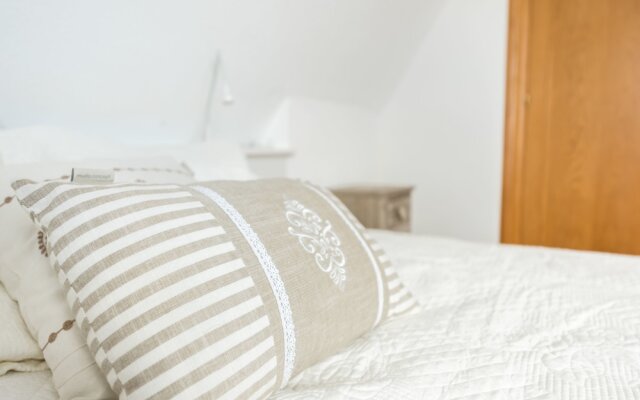 Отель Apartamento Alcalá - Barrio Salamanca комната для гостей