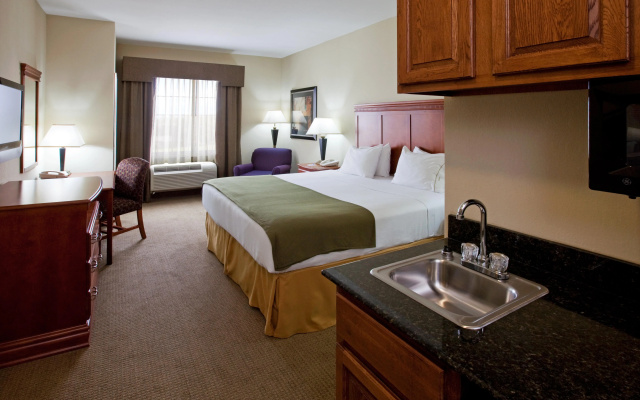 Holiday Inn Express Ada by IHG
