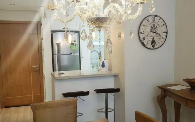 Casa de Pedra Apartamento 103 esmeralda - Próximo ao Super Carros
