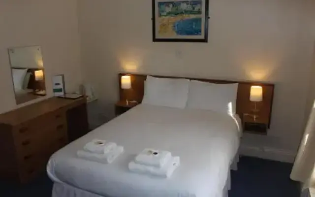 Carlton Inn