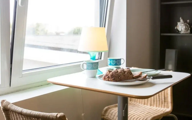 Roffey Apartment