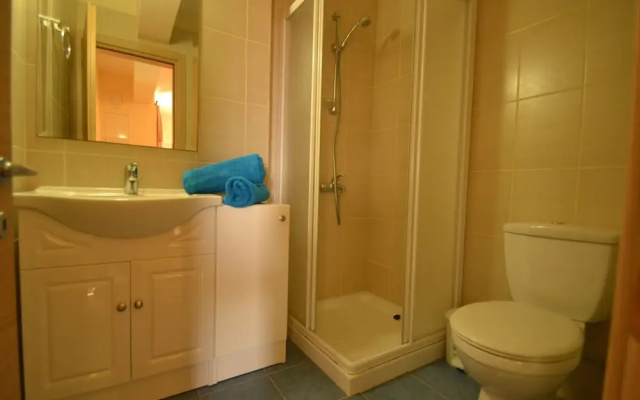 Thea Apartment