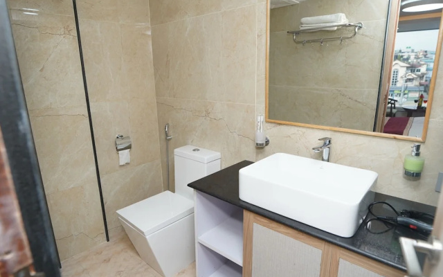 Lotus Club Boutique Hotel