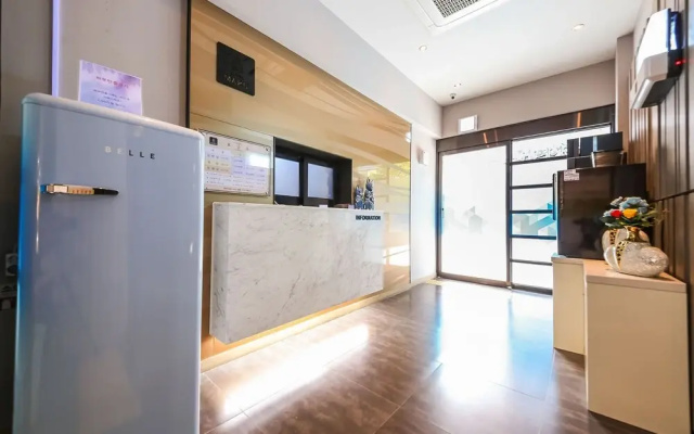 Wanju Maru Hotel