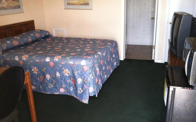 Brooks Motel