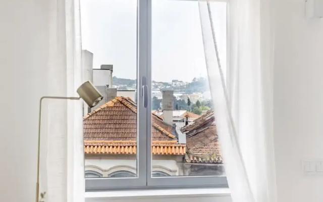Dima01 · Elegant Studio Next to Praça dos Poveiros