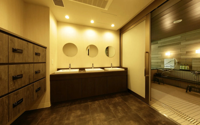 Отель WeBase Kamakura