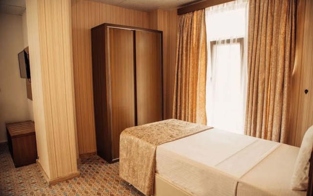 Nish Atakum Otel