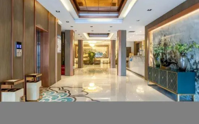 Starway Hotel (Yanji Water Market Branch)