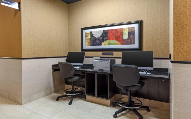 Best Western Plus Drayton Valley