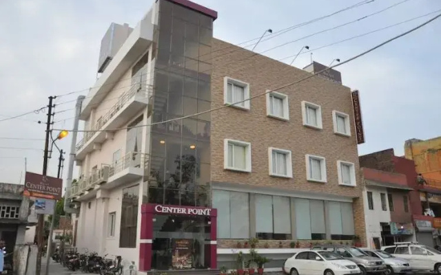 Hotel Center Point