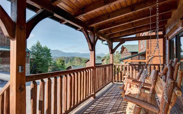 The Great Outdoors - Two Bedroom Cabin